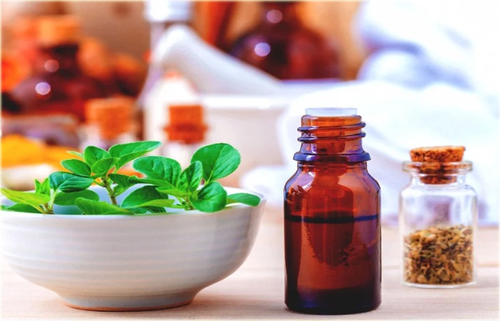 What are the Health Benefits Associated for Using Oregano oil?