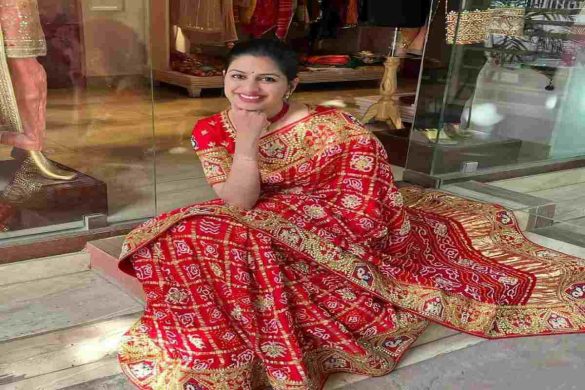 Discover Unique and Traditional Bandhej Designs at www.onlinebandhej. com